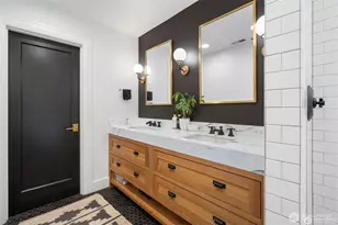 312 Prospect St, Seattle, WA 98109 - Photo 27
