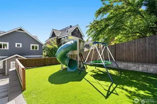 312 Prospect St, Seattle, WA 98109 - Photo 39