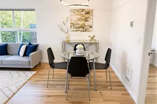 621 5th Ave N, Seattle, WA 98109 - Photo 5