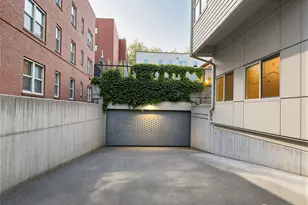 621 5th Ave N, Seattle, WA 98109 - Photo 19