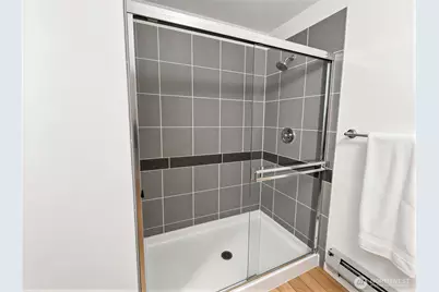 621 5th Avenue N #402, Seattle, WA 98109 - Photo 13