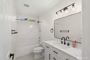 24201 231st Pl SE, Maple Valley, WA 98038 - Photo 19