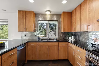 1709 Shorewood Drive, Bremerton, WA 98312 - Photo 11