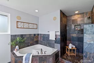 1709 Shorewood Dr, Bremerton, WA 98312 - Photo 25