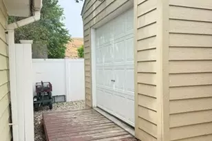 615 D St SW, Ephrata, WA 98823 - Photo 25