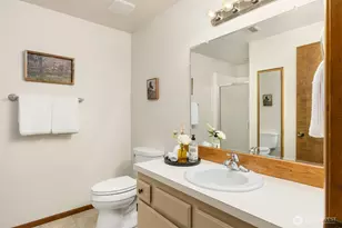 9793 NE Murden Cove Dr, Bainbridge Island, WA 98110 - Photo 29