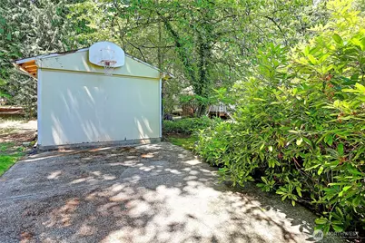 13806 W Lake Kathleen Drive SE, Renton, WA 98059 - Photo 37