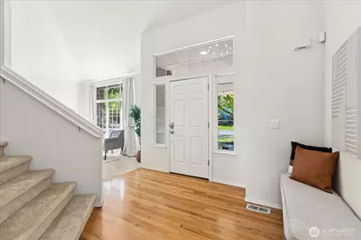 625 191st Street SW, Lynnwood, WA 98036 - Photo 5