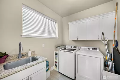 5579 Clearview Dr, Ferndale, WA 98248 - Photo 17