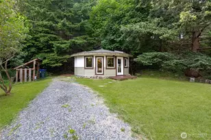 1217 Jamison St, Lummi Island, WA 98262 - Photo 19