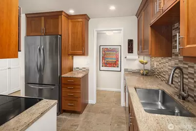 2330 43rd Avenue E #402B, Seattle, WA 98112 - Photo 11