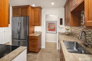 2330 43rd Ave E, Seattle, WA 98112 - Photo 11