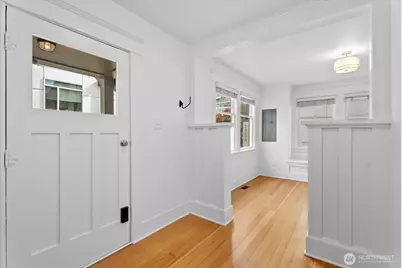 2609 B SW Adams Street, Seattle, WA 98126 - Photo 3