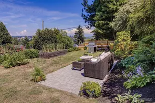 2714 Queen Anne Ave N, Seattle, WA 98109 - Photo 29