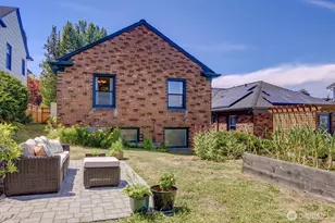 2714 Queen Anne Ave N, Seattle, WA 98109 - Photo 31
