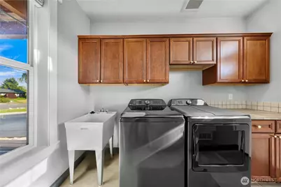 1319 S 13th Street, Mount Vernon, WA 98274 - Photo 21