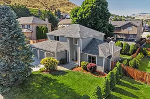 1922 Leavenworth Pl, Wenatchee, WA 98801 - Photo 3