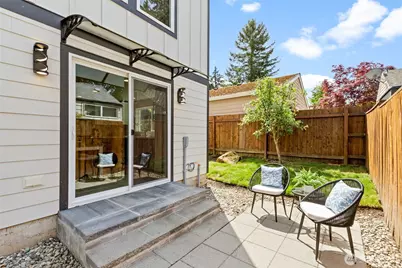 14338 Ashworth Avenue N #B, Seattle, WA 98133 - Photo 25