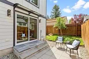 14338 Ashworth Ave N, Seattle, WA 98133 - Photo 25