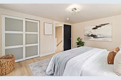 14338 Ashworth Avenue N #B, Seattle, WA 98133 - Photo 19