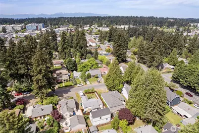 14338 Ashworth Avenue N #B, Seattle, WA 98133 - Photo 31