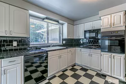 2524 70th Avenue SW, Tumwater, WA 98512 - Photo 13