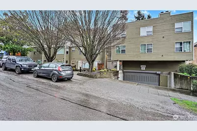 3420 Burke N #C-308, Seattle, WA 98103 - Photo 21