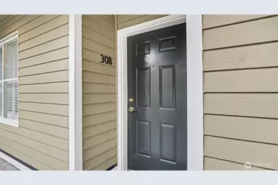 3420 Burke N #C-308, Seattle, WA 98103 - Photo 3