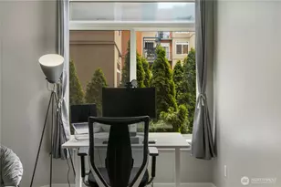 2415 2nd Ave, Seattle, WA 98121 - Photo 21