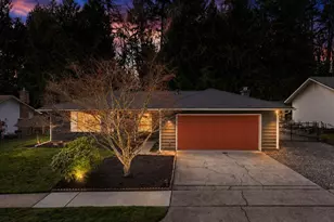 10009 161st Avenue Northeast, Redmond, WA 98052 - Photo 1