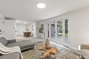 10009 161st Avenue Northeast, Redmond, WA 98052 - Photo 13