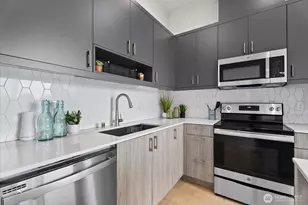 3104 SW Avalon Way, Seattle, WA 98126 - Photo 11