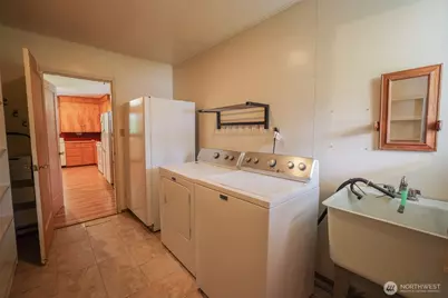 38013 US 2, Sultan, WA 98294 - Photo 15