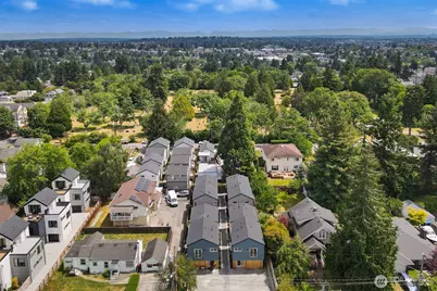 8738 B 13th Avenue NW, Seattle, WA 98117 - Photo 19