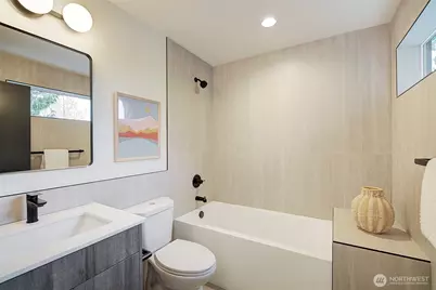 7912 34th Avenue SW, Seattle, WA 98126 - Photo 17