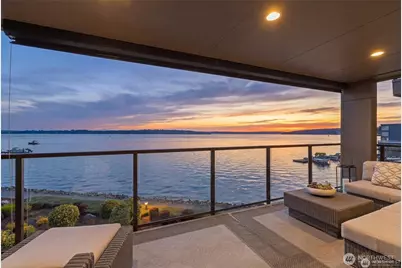 827 Lake Street S #207, Kirkland, WA 98033 - Photo 1