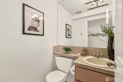 158 15th #B, Seattle, WA 98122 - Photo 13