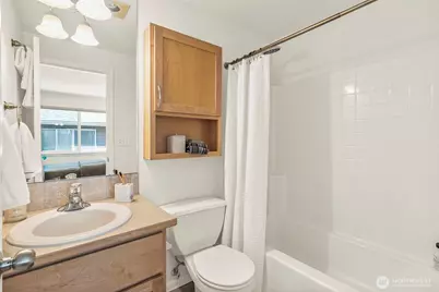 158 15th #B, Seattle, WA 98122 - Photo 21