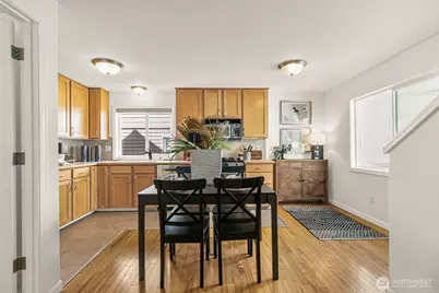 158 15th #B, Seattle, WA 98122 - Photo 9