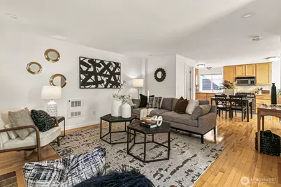 158 15th #B, Seattle, WA 98122 - Photo 1