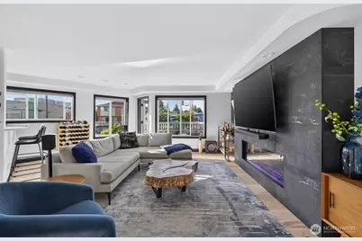 610 Daley Street #E, Edmonds, WA 98020 - Photo 3