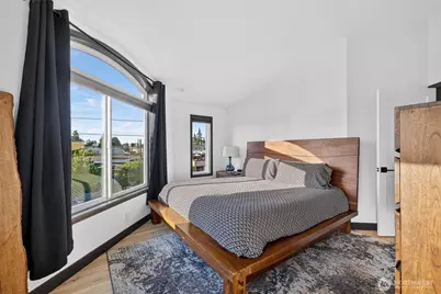610 Daley Street #E, Edmonds, WA 98020 - Photo 17