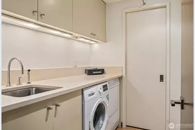 2000 43rd Avenue E #203, Seattle, WA 98112 - Photo 15