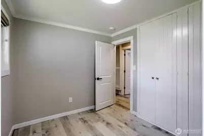 21801 51st Avenue W, Mountlake Terrace, WA 98043 - Photo 23