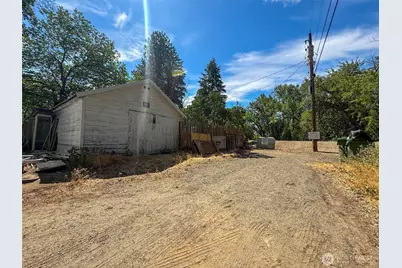 514 Ash Street S, Omak, WA 98841 - Photo 35