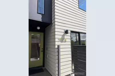 7912 34th Avenue SW #B, Seattle, WA 98126 - Photo 3