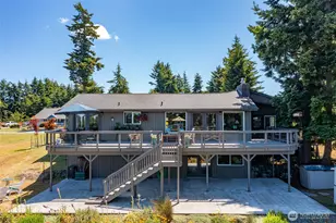 1045 NE Summit Loop, Coupeville, WA 98239 - Photo 3