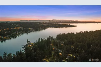 10668 SE 32nd Street, Bellevue, WA 98004 - Photo 39