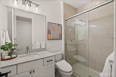 10668 SE 32nd Street, Bellevue, WA 98004 - Photo 29