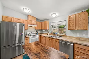 25413 31st Ave E, Spanaway, WA 98387 - Photo 11